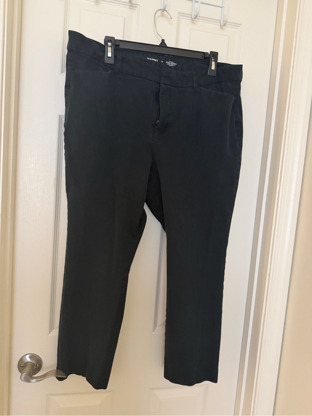 Old Navy Black Straight-Leg Women's Pants